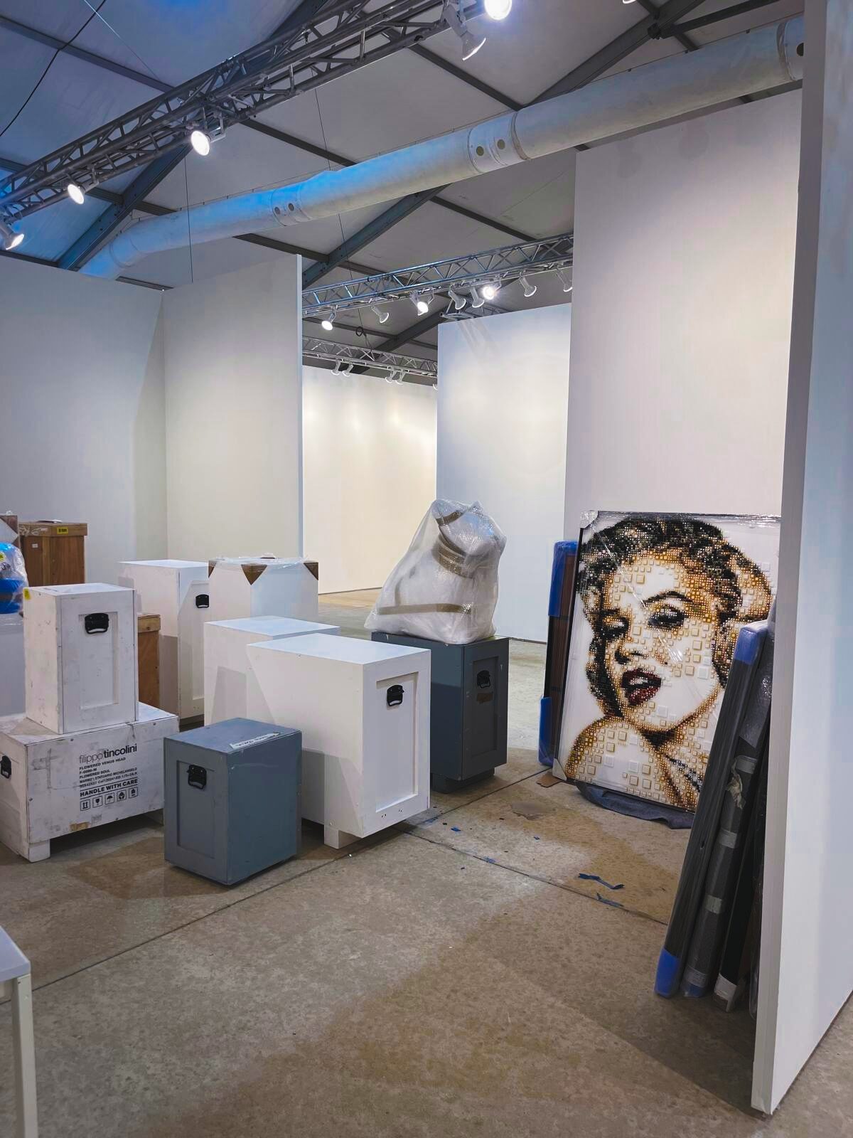 Home art miami, 2025 pre show display setup